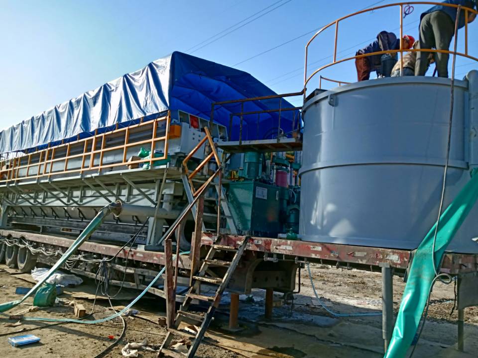 青山湖污水池淤泥处理-河道清淤-炜誉市政